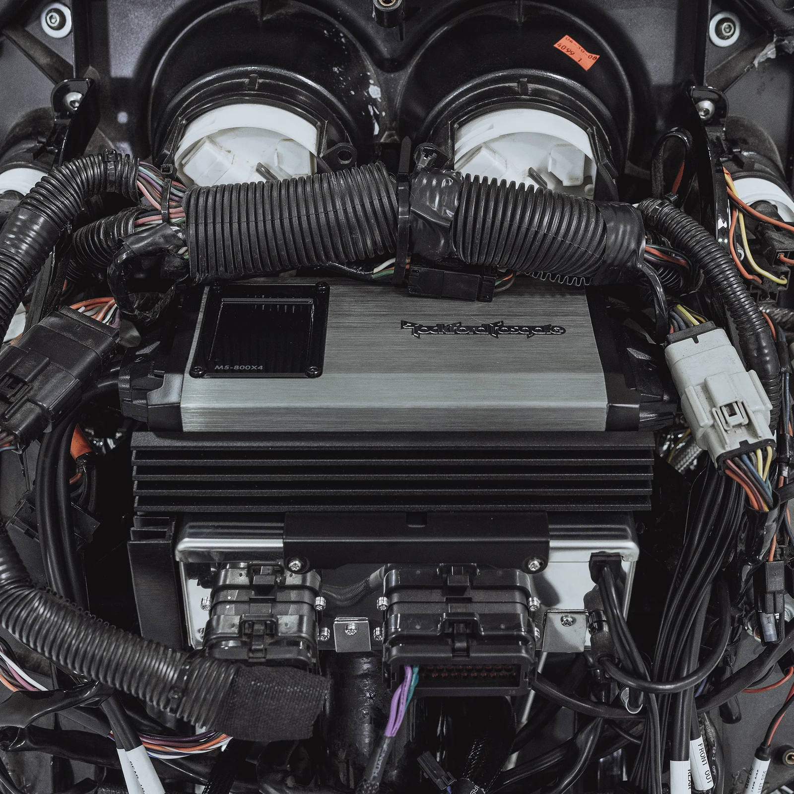 Rockford Fosgate 1998-2013 Harley-Davidson Road Glide, Street Glide & Electra Glide Amp Install Kit (Gen-3) 2