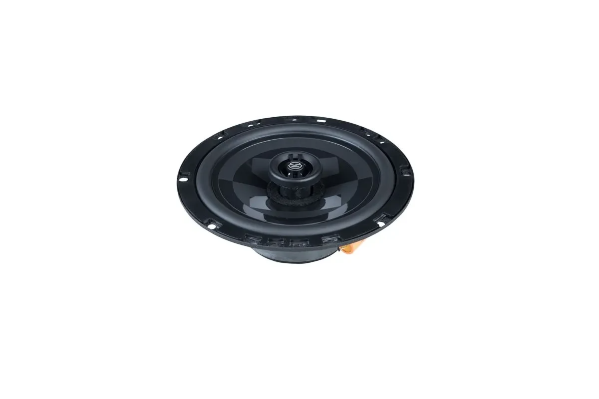 Memphis Audio Certain vehicles feature limited speaker 4