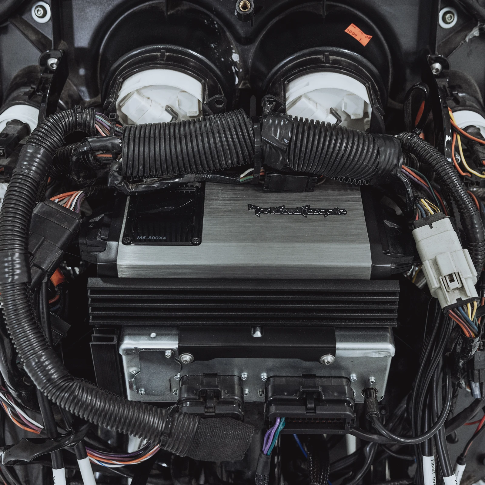 Rockford Fosgate 1998-2013 Harley-Davidson Road Glide, Street Glide & Electra Glide Amp Install Kit (Gen-3) 3