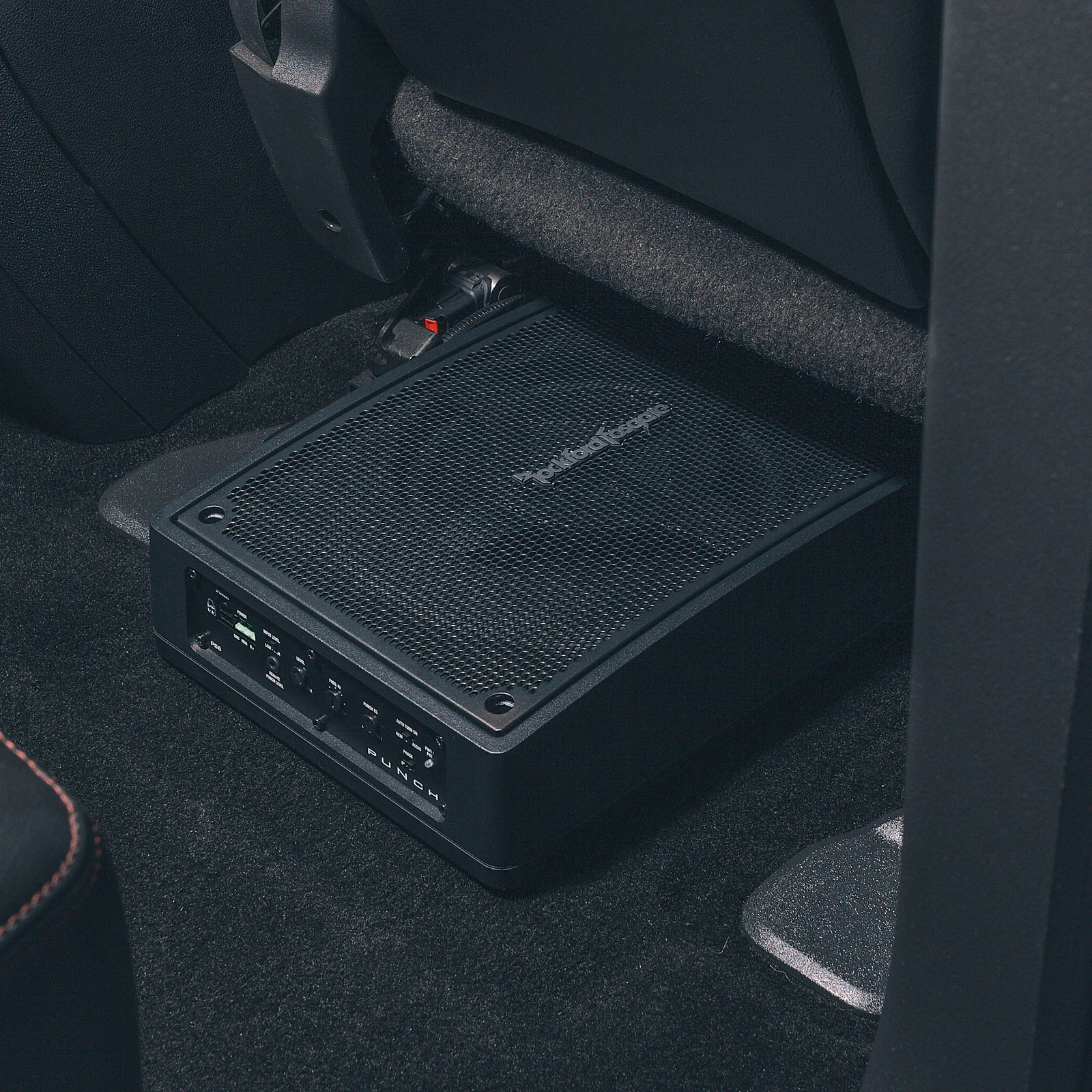 Rockford Fosgate PS-8 Punch 8-Inch 150W Powered Sealed Subwoofer Enclosure 6
