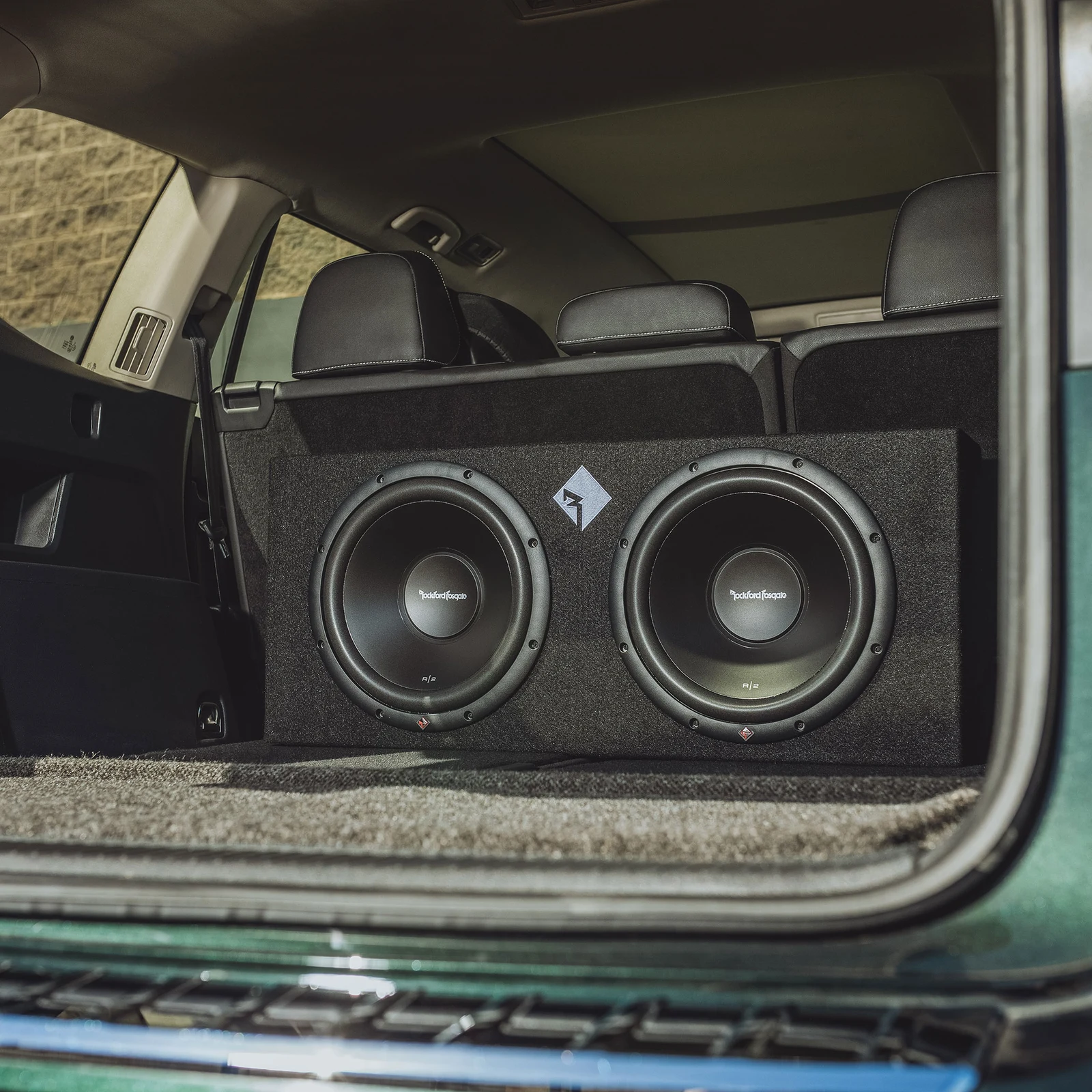 Rockford Fosgate R2-2X12 Prime R2 Dual 12-Inch Sealed Loaded Subwoofer Enclosure 6